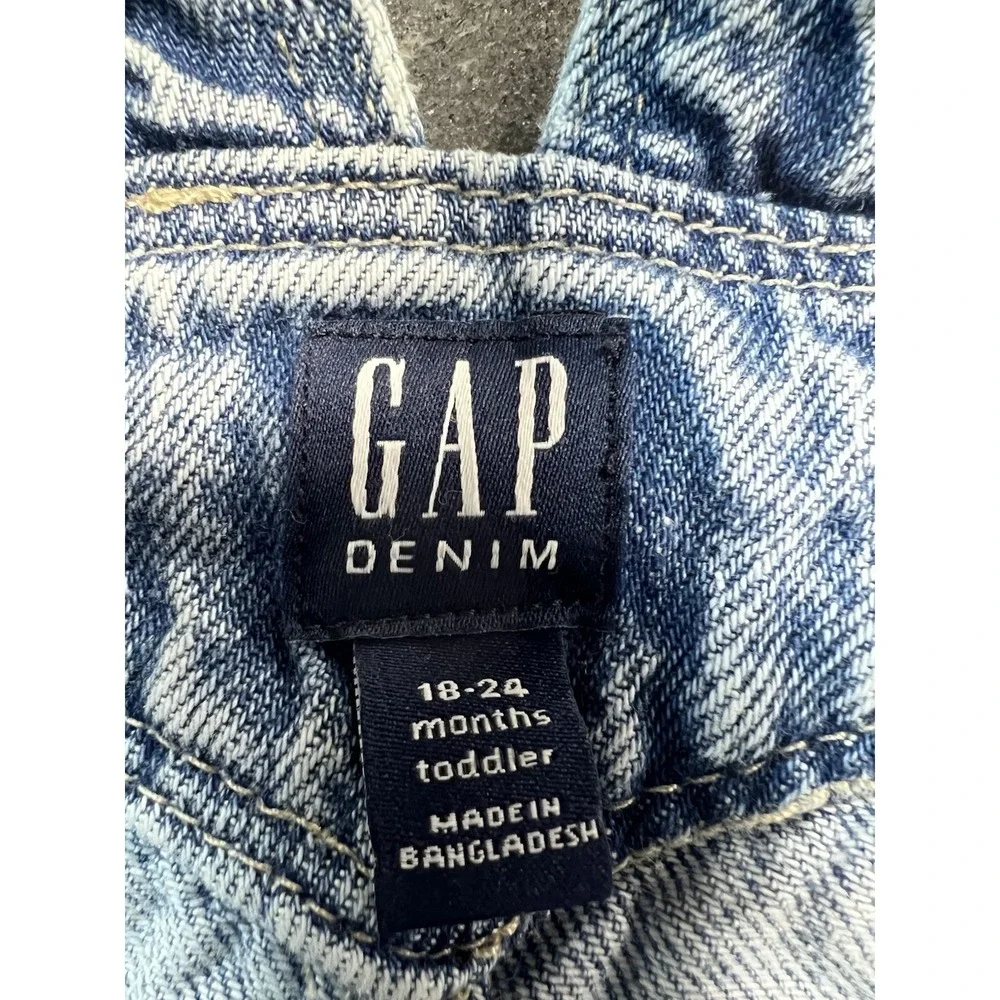 GAP Denim Toddler Short Overalls 18-24 Months Light Wash Jean Shortalls‎